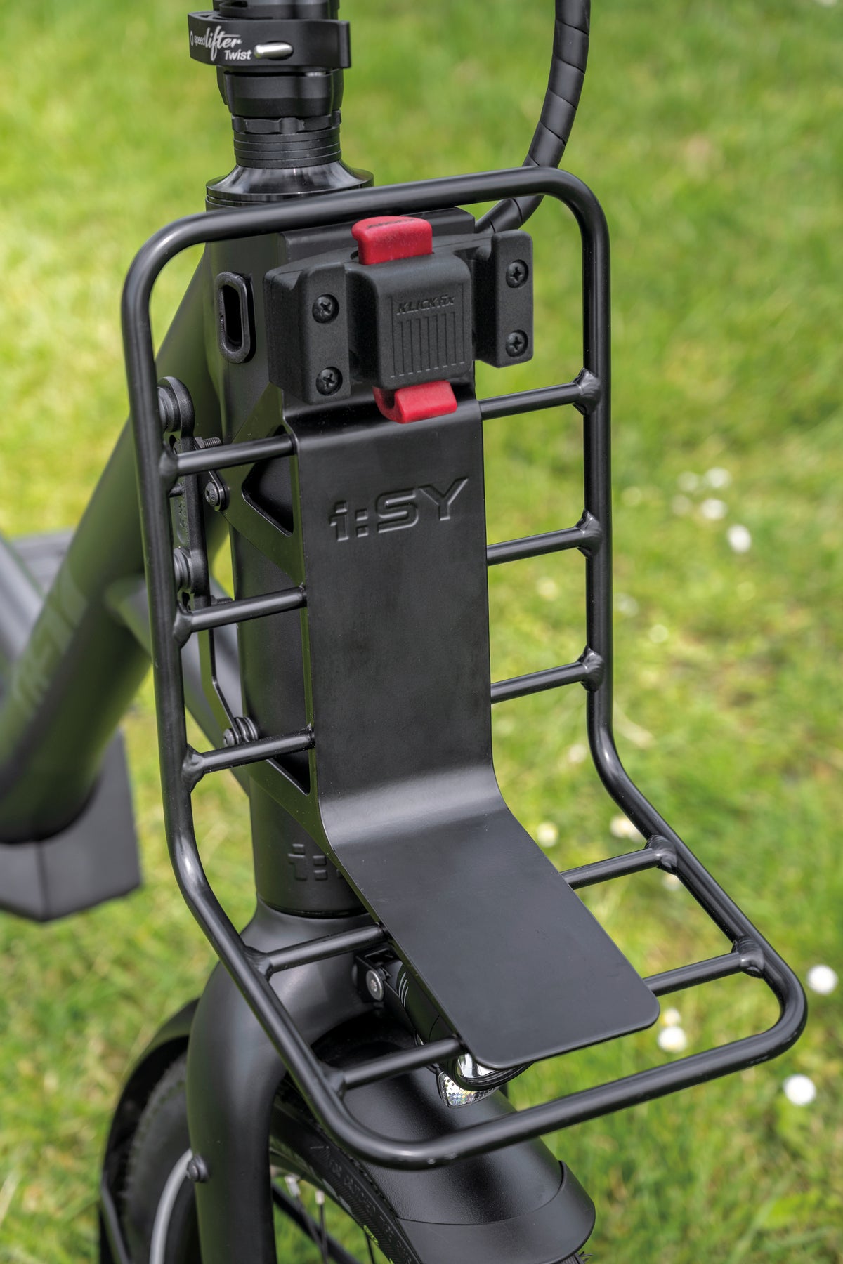 i:SY P12 ZR