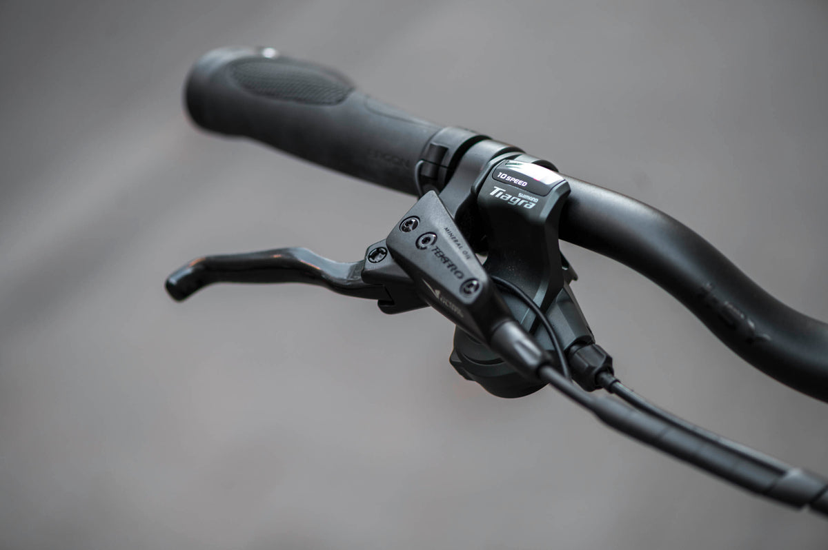i:SY Skyfly S10